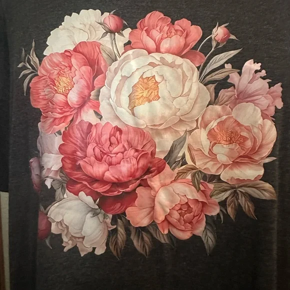 Plus Size 3X gray lightweight floral tee shirt NWOT - Picture 2 of 6